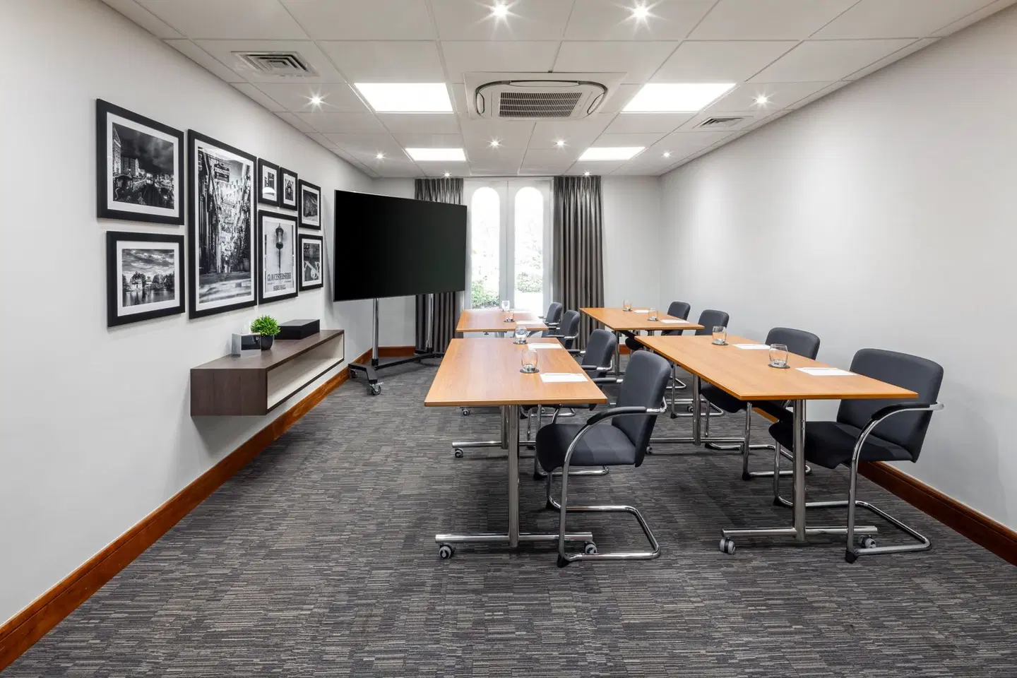 Holiday Inn Gloucester - Cheltenham Konferenz