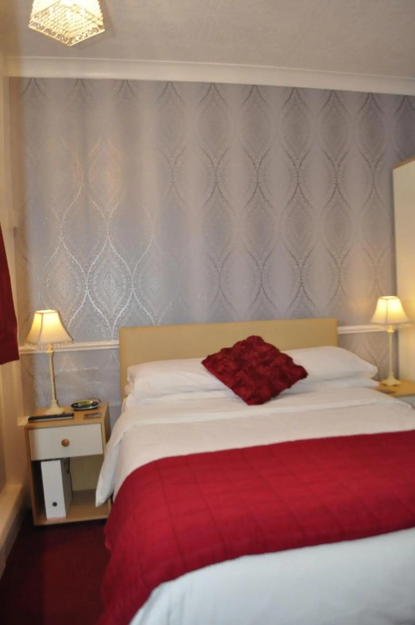The Russell ROOM_EXAMPLE