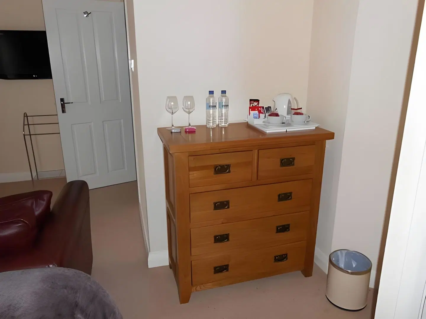 The Bluebell Guest House ROOM_EXAMPLE