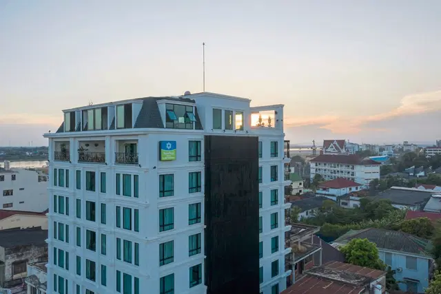 SureStay Hotel by Best Western Vientiane EXTERIOR