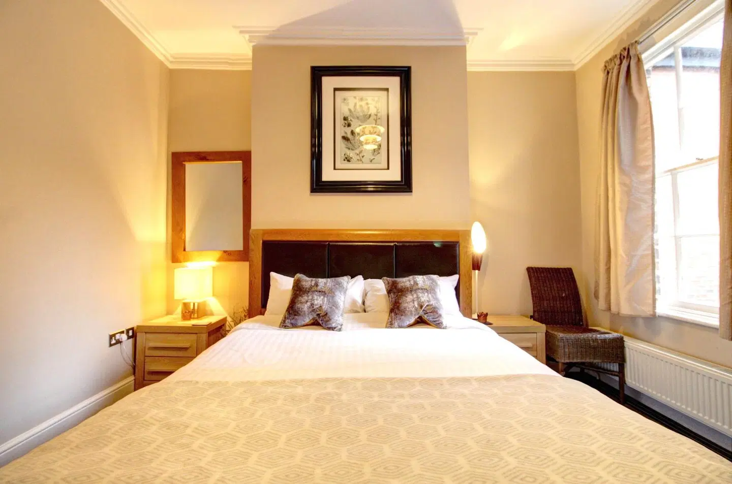 Chester Apartments ROOM_EXAMPLE