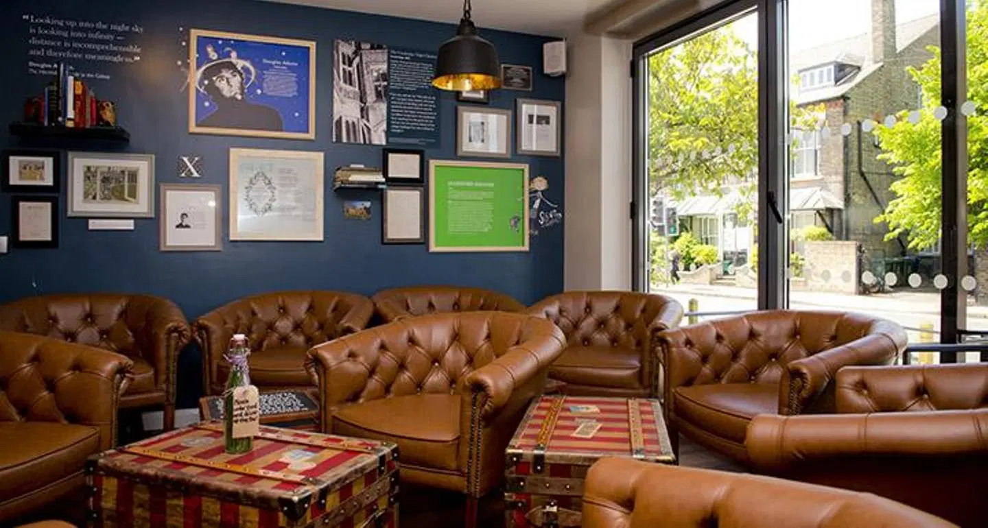 YHA Cambridge LOUNGE_LOBBY