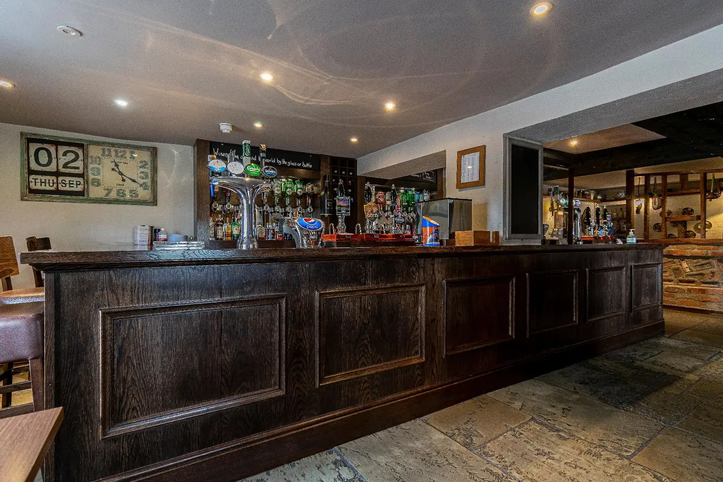 Three Horseshoes Inn Bar