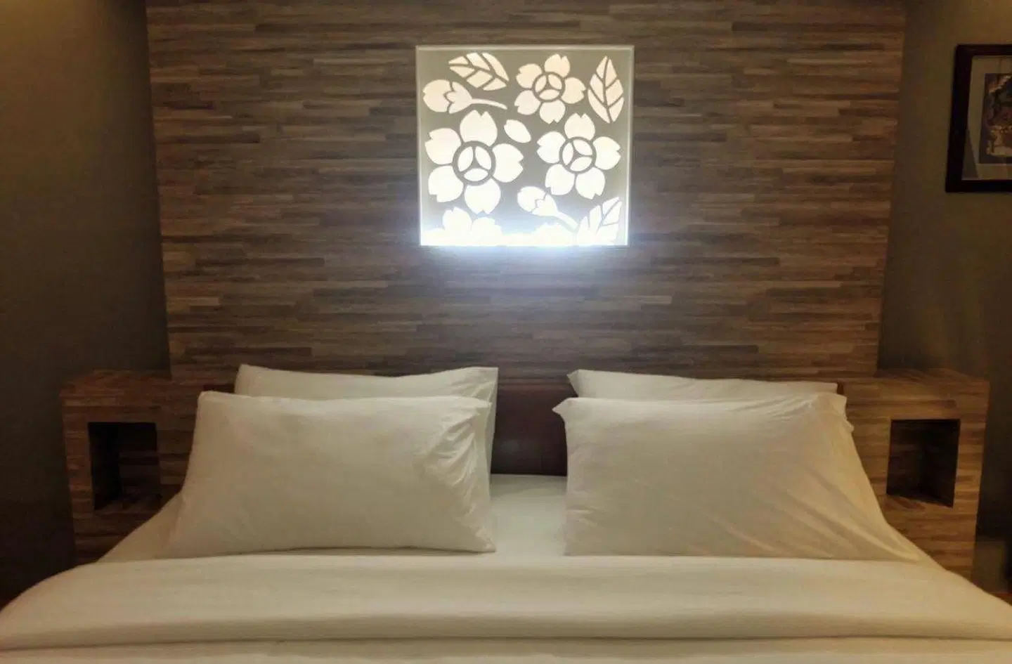 Sriwipha Boutique HEALTH_BEAUTY