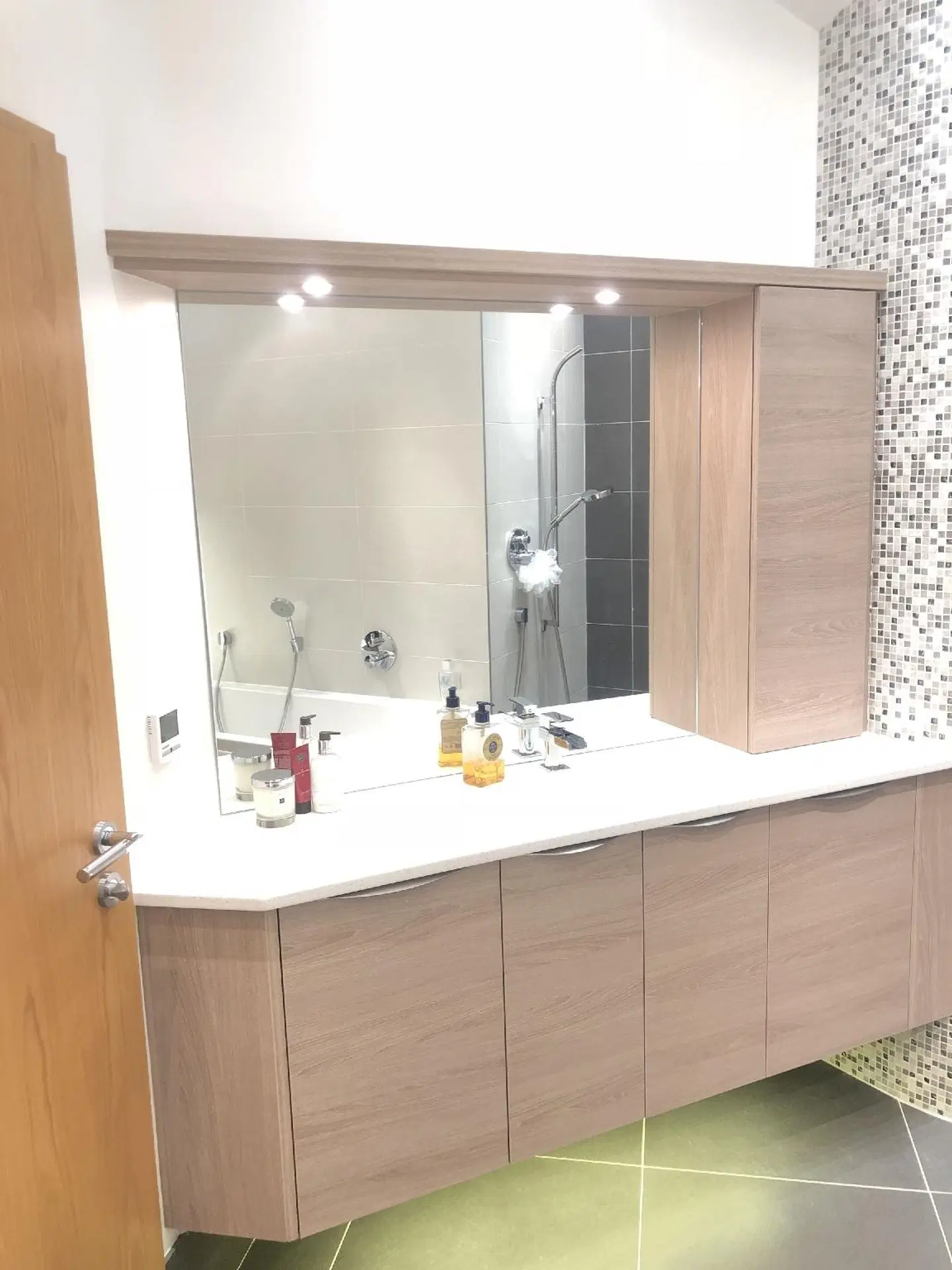 Laurels Badezimmer