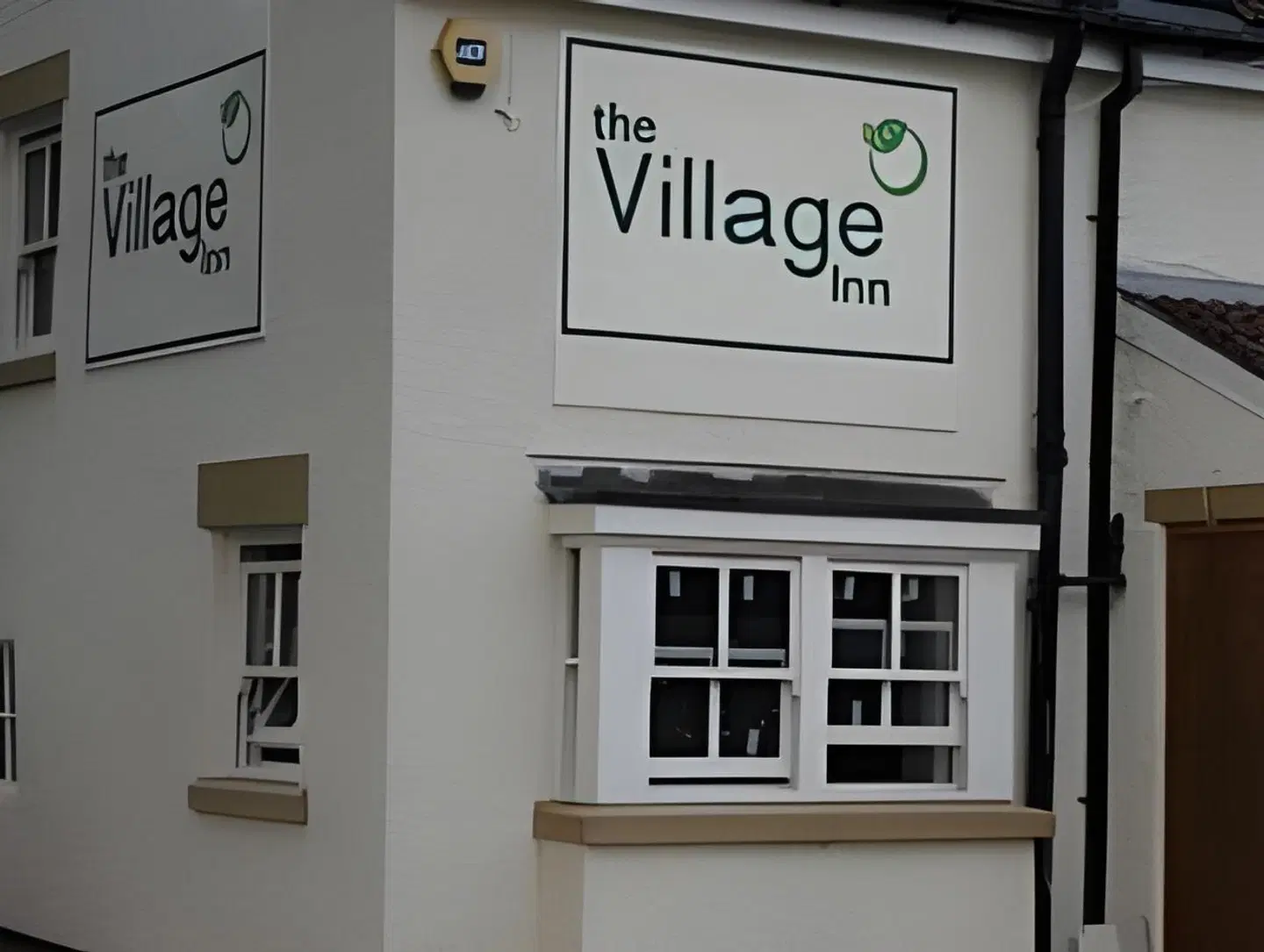 The Village Inn EXTERIOR