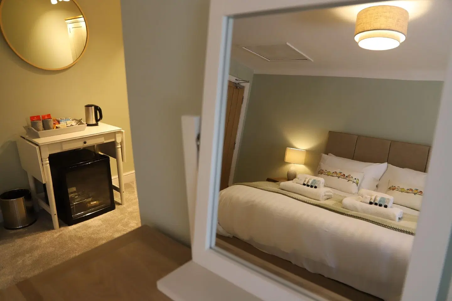 Bridgeside Rooms ROOM_EXAMPLE
