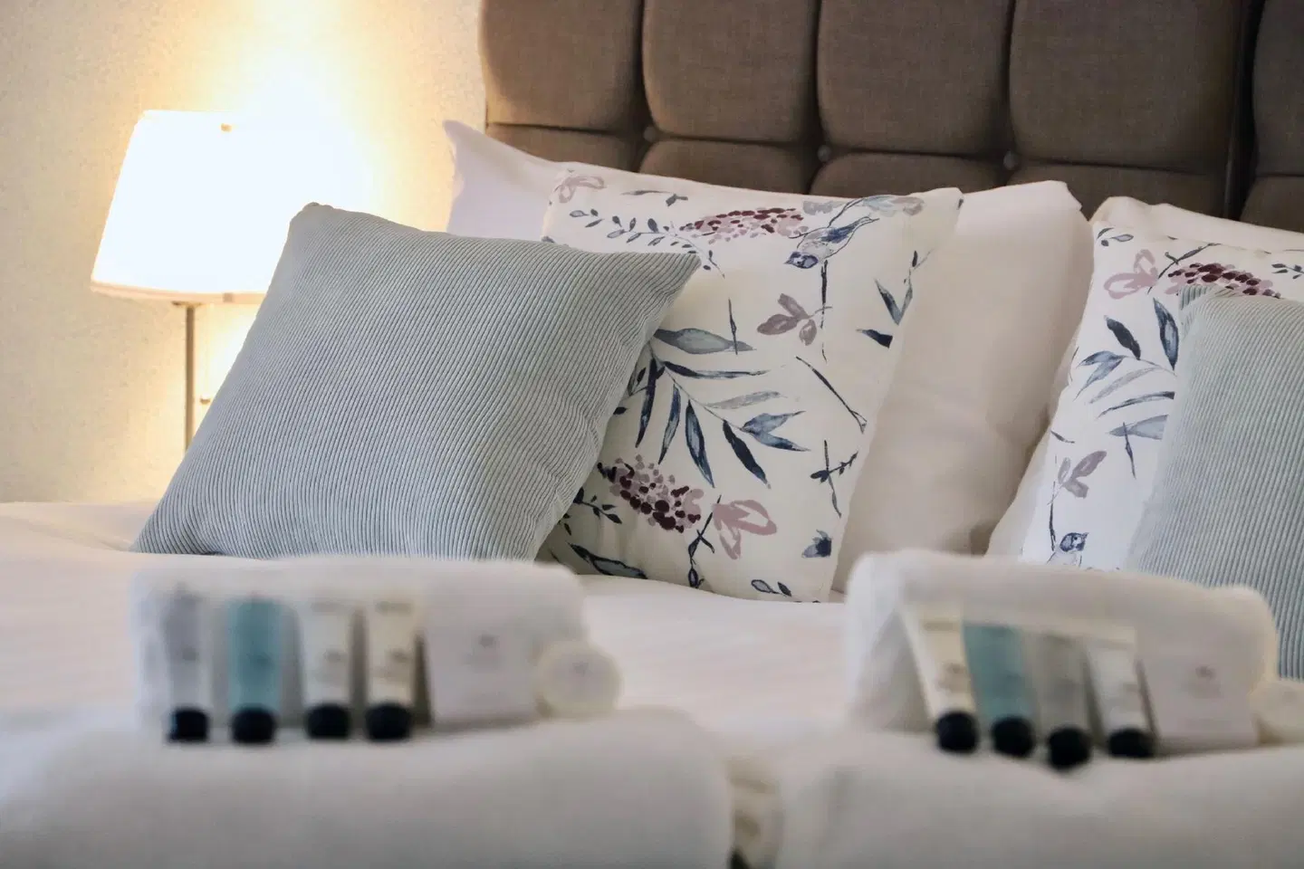 Bridgeside Rooms ROOM_EXAMPLE