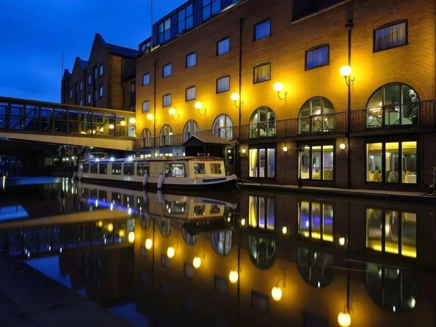 The Mill Hotel & Spa EXTERIOR