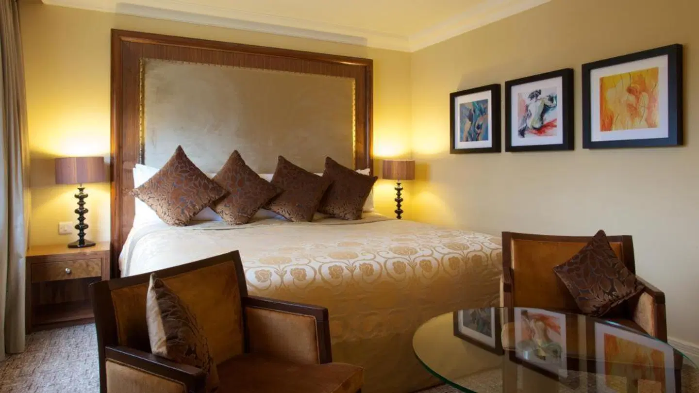 Aubrey Park ROOM_EXAMPLE