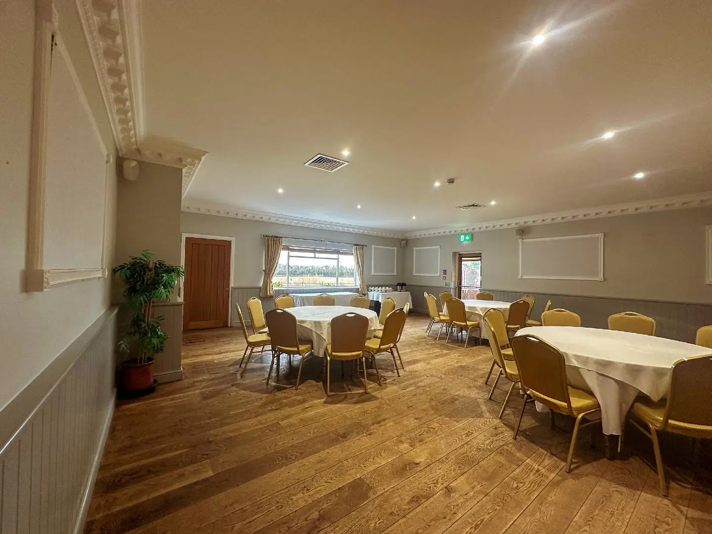 The Corbet Arms LOUNGE_LOBBY