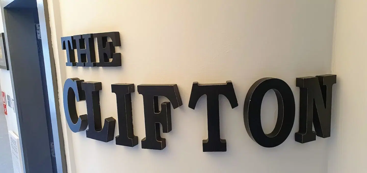 The Clifton MODEL_IMPRESSION