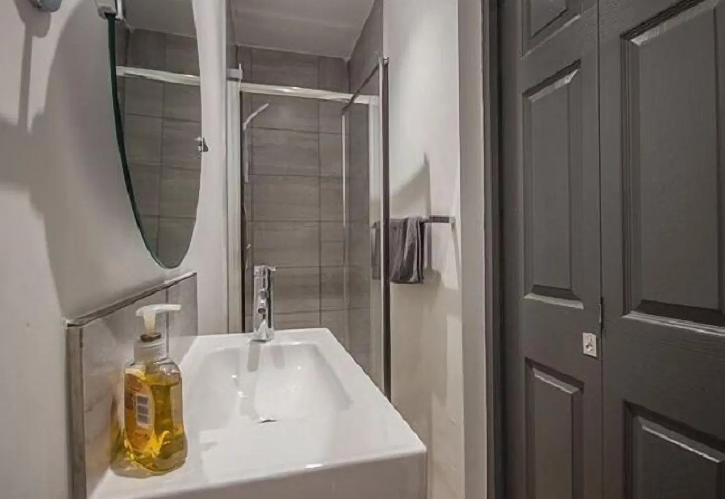 Feather Bed Cottage B&B Badezimmer