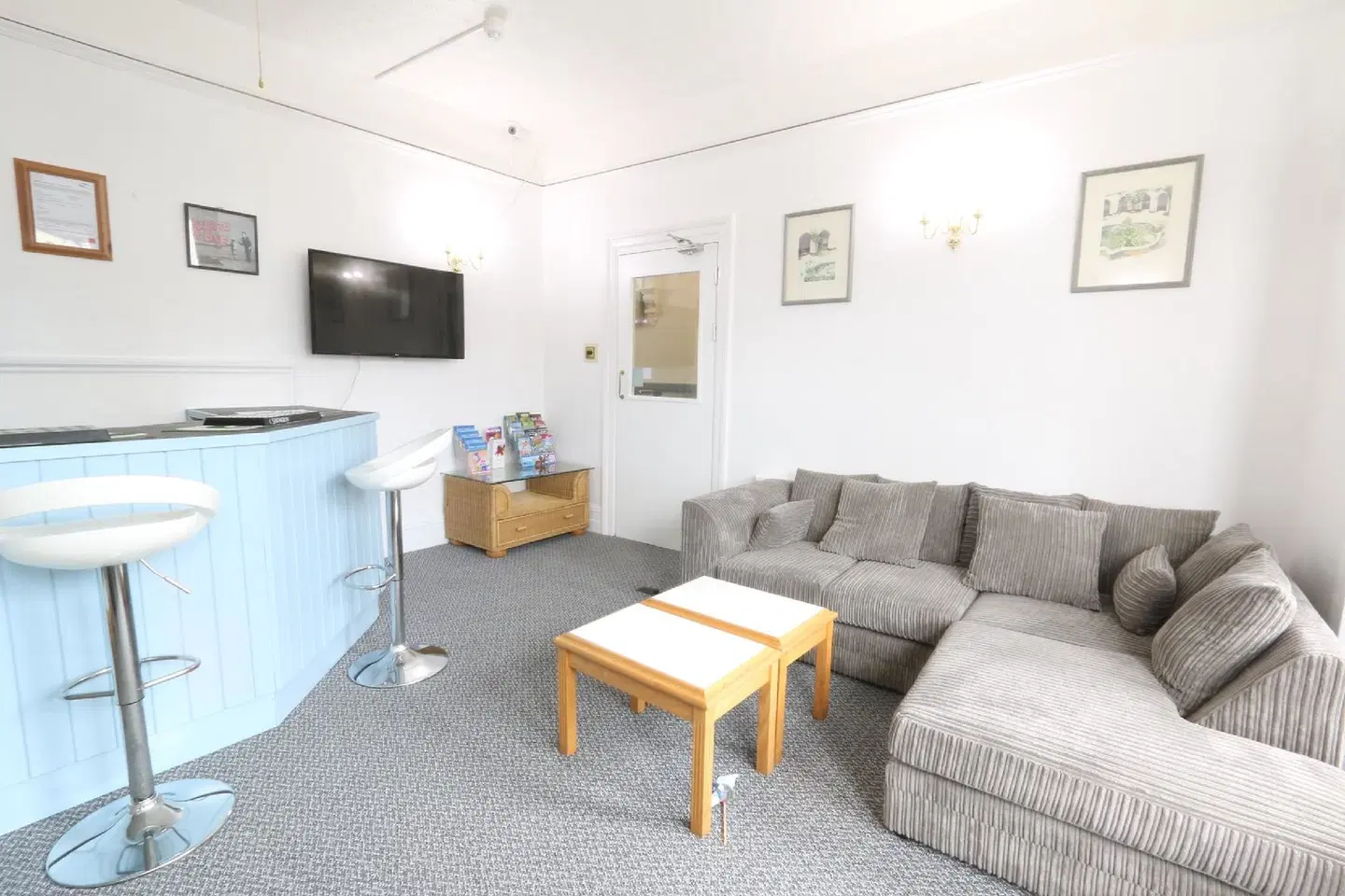 Sunnydene ROOM_EXAMPLE