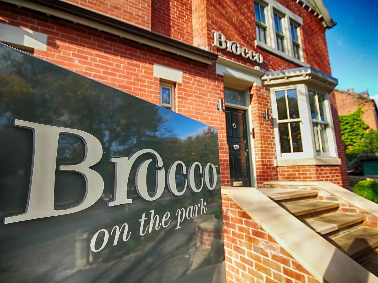 Brocco On The Park Boutique Hotel EXTERIOR