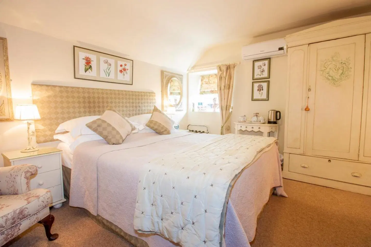 The Tankerville Arms ROOM_EXAMPLE