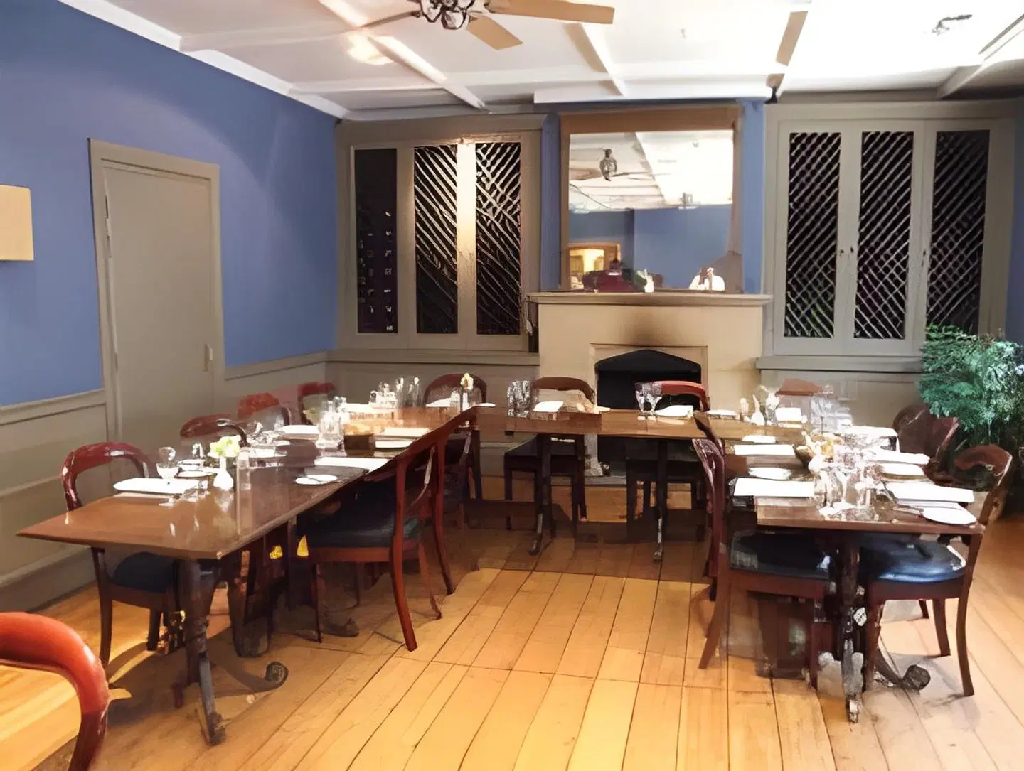 Crown Hotel Restaurant