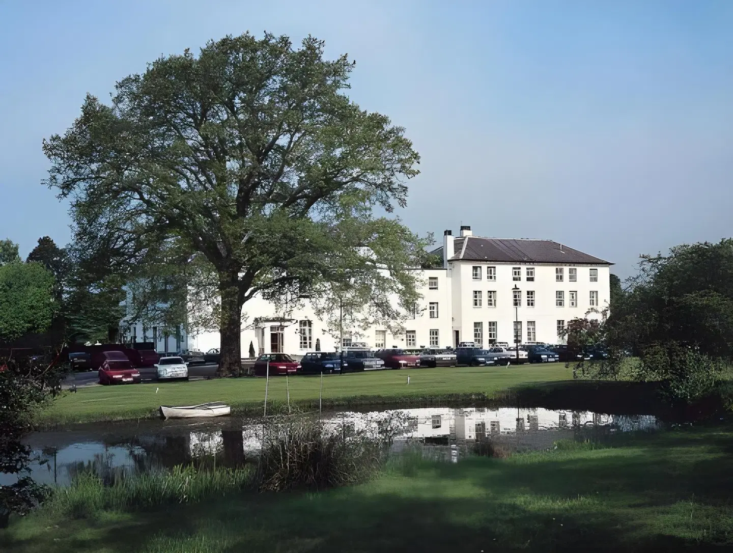 West Lodge Park EXTERIOR