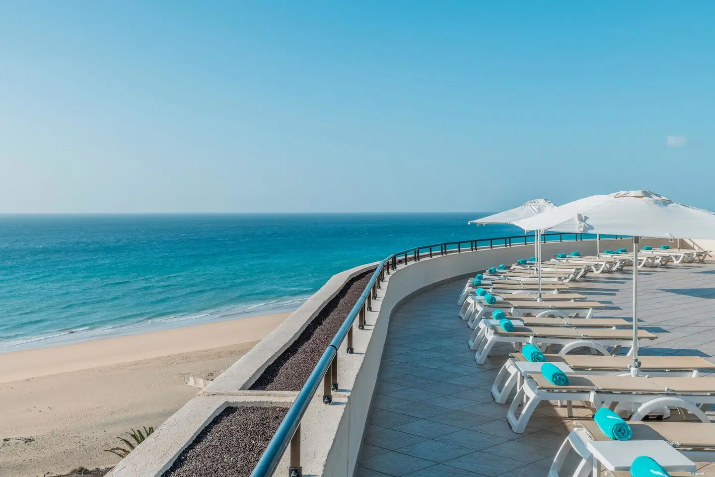 Iberostar Waves Playa Gaviotas BEACH