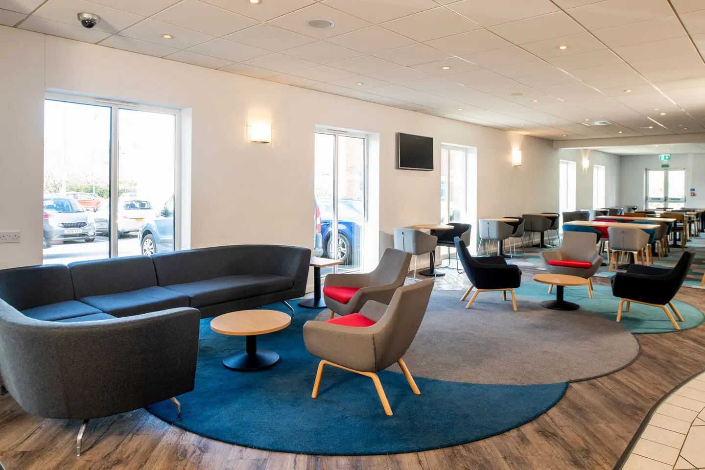 Holiday Inn Express Newcastle Gateshead by IHG LOUNGE_LOBBY
