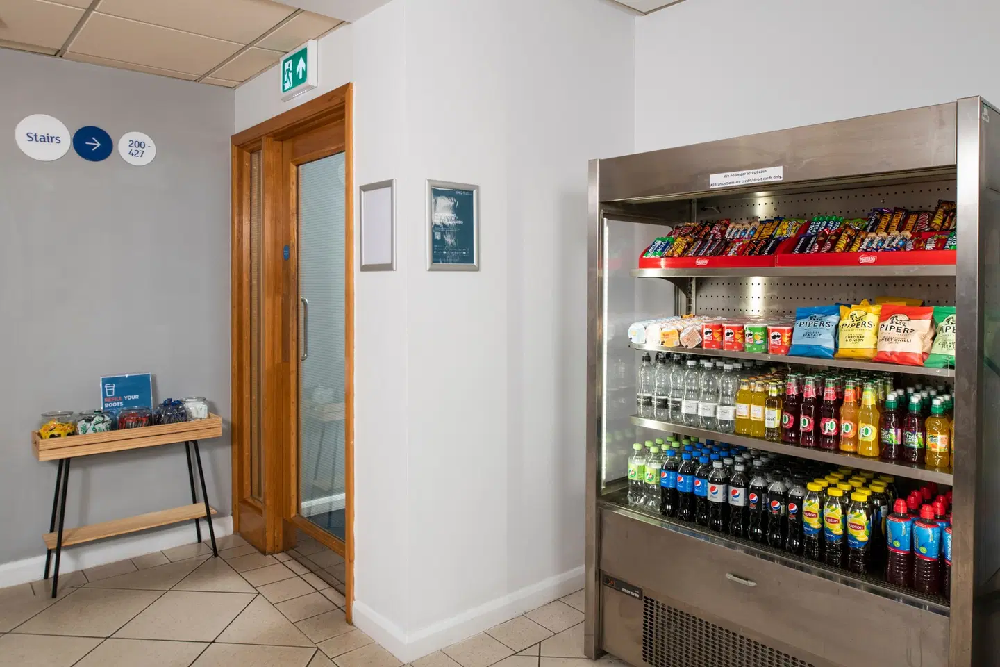Holiday Inn Express Newcastle Gateshead by IHG Bar