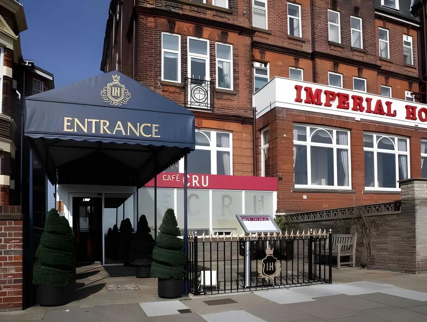 Imperial Hotel EXTERIOR