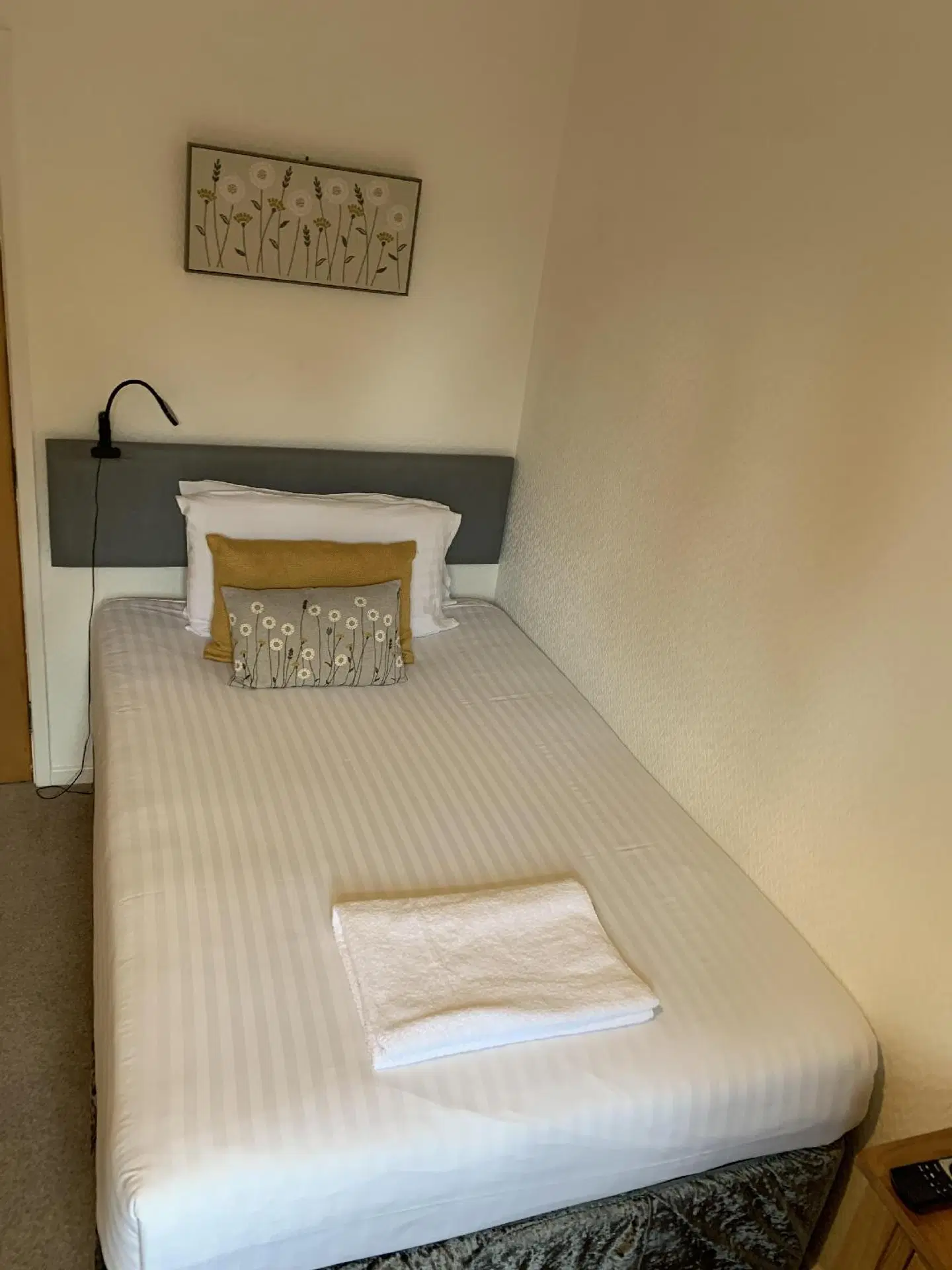 Old Farm Hotel ROOM_EXAMPLE