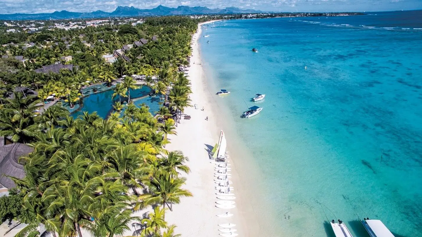 Trou aux Biches Beachcomber BEACH