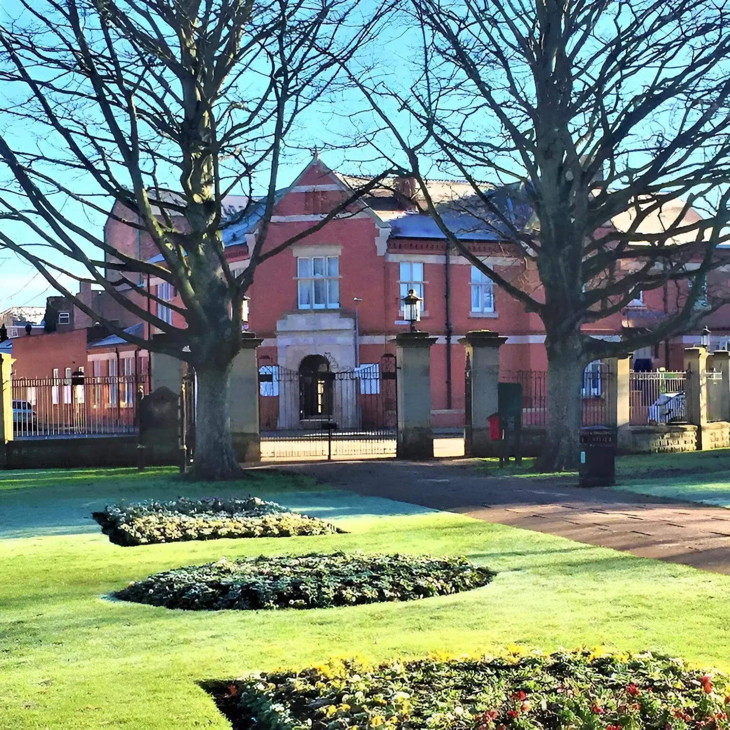 Kings Park Hotel EXTERIOR