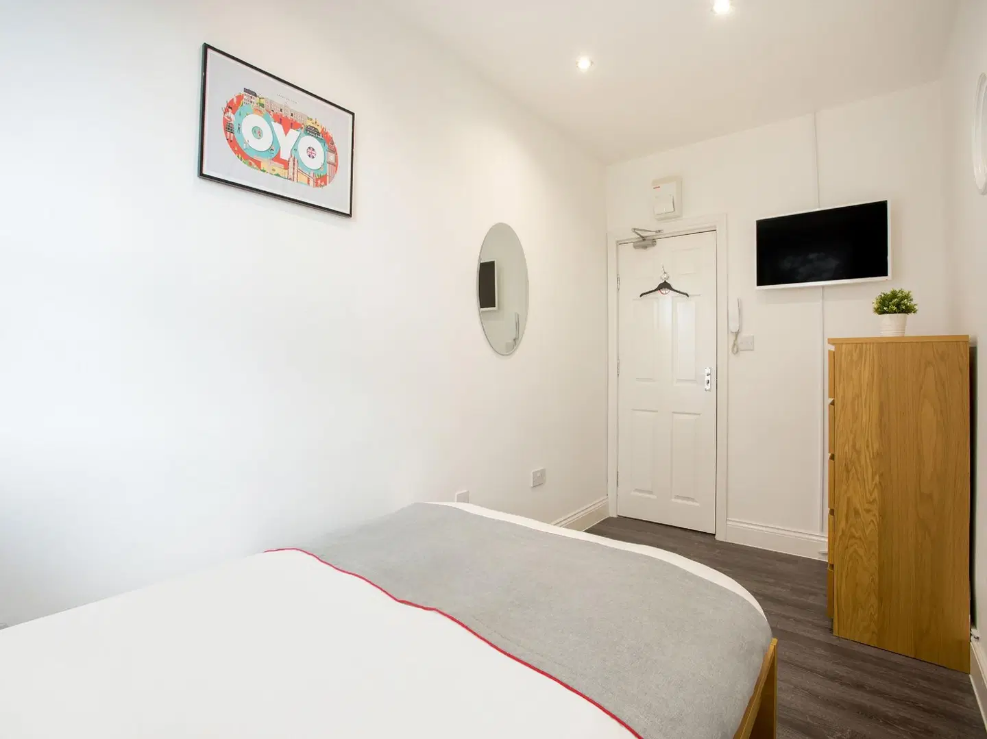 The Broadway Hotel HEALTH_BEAUTY