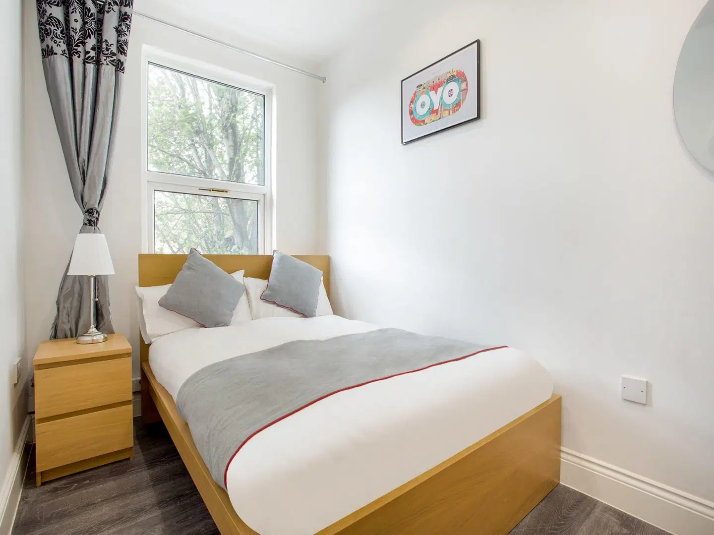 The Broadway Hotel ROOM_EXAMPLE