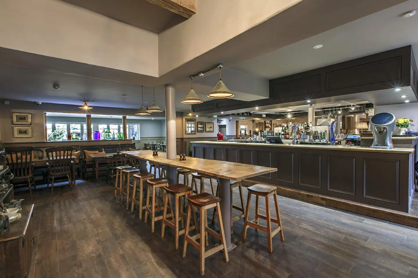 Ffolkes Arms Hotel Bar