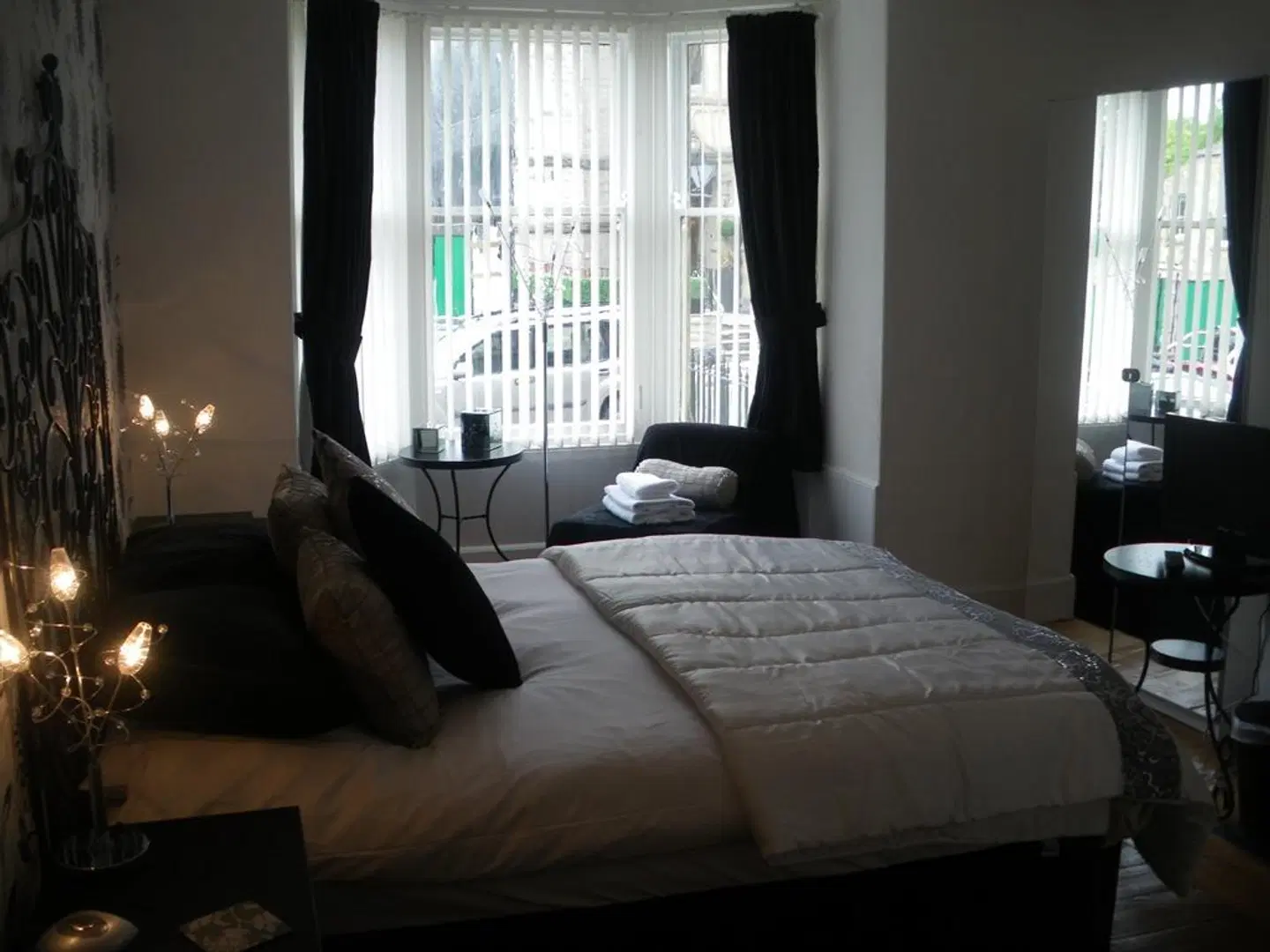 Castle Gate Guest House ROOM_EXAMPLE
