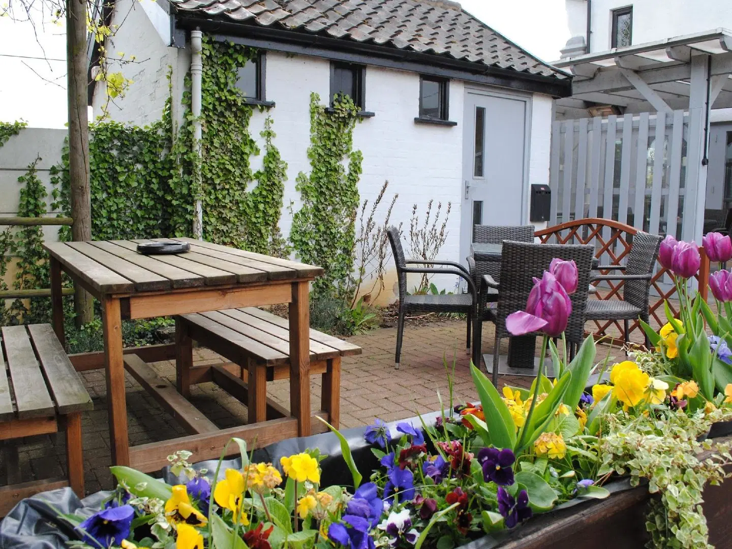 Marsham Arms Coaching Inn Terrasse