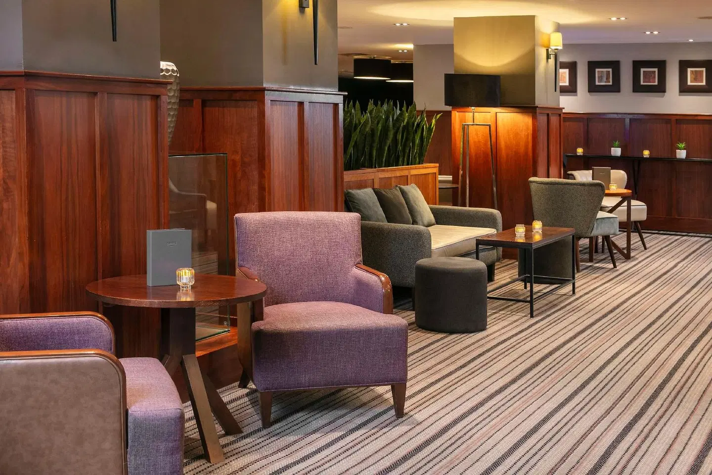 DoubleTree by Hilton Stratford-upon-Avon LOUNGE_LOBBY
