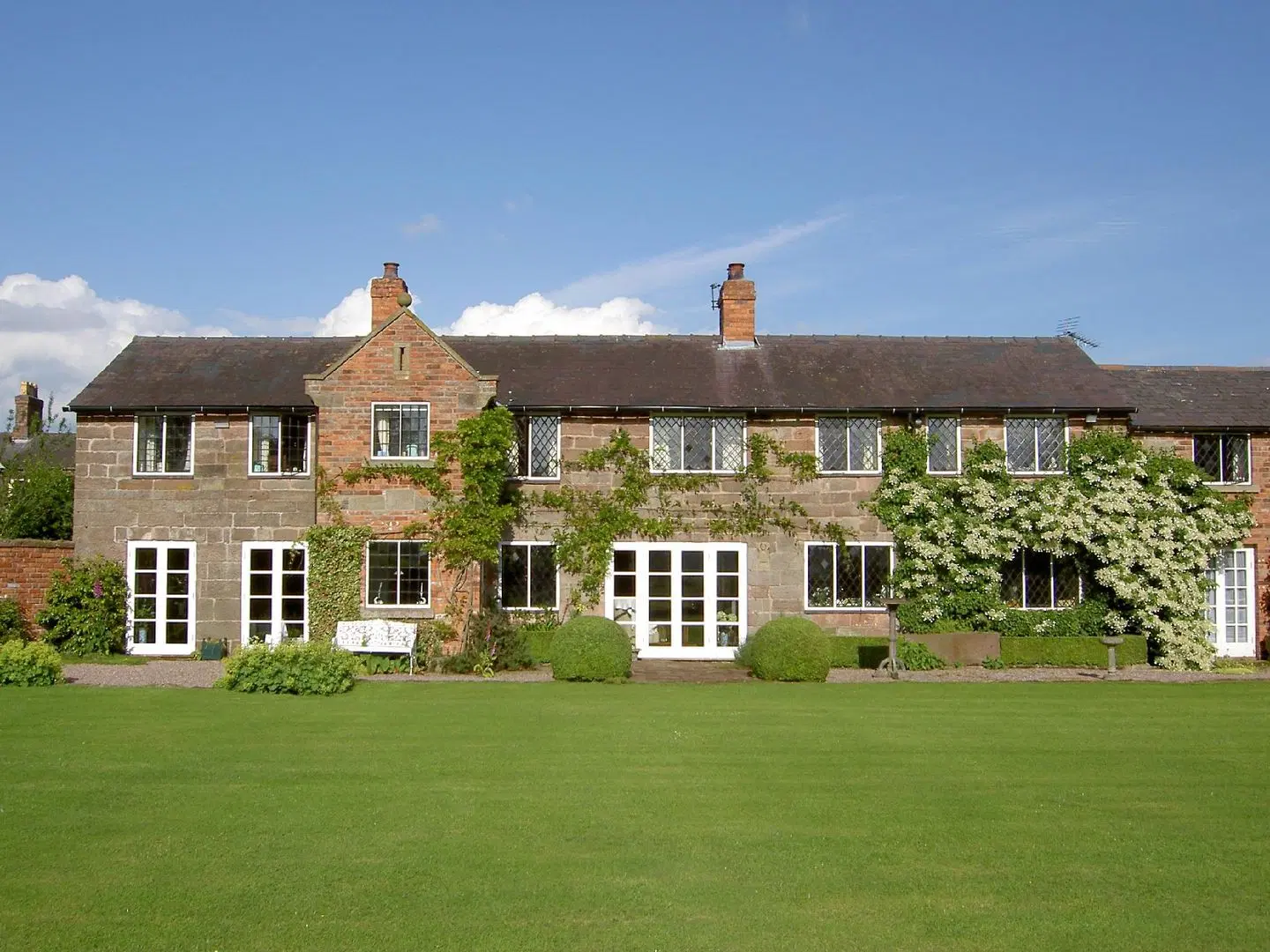 Manor Farm EXTERIOR