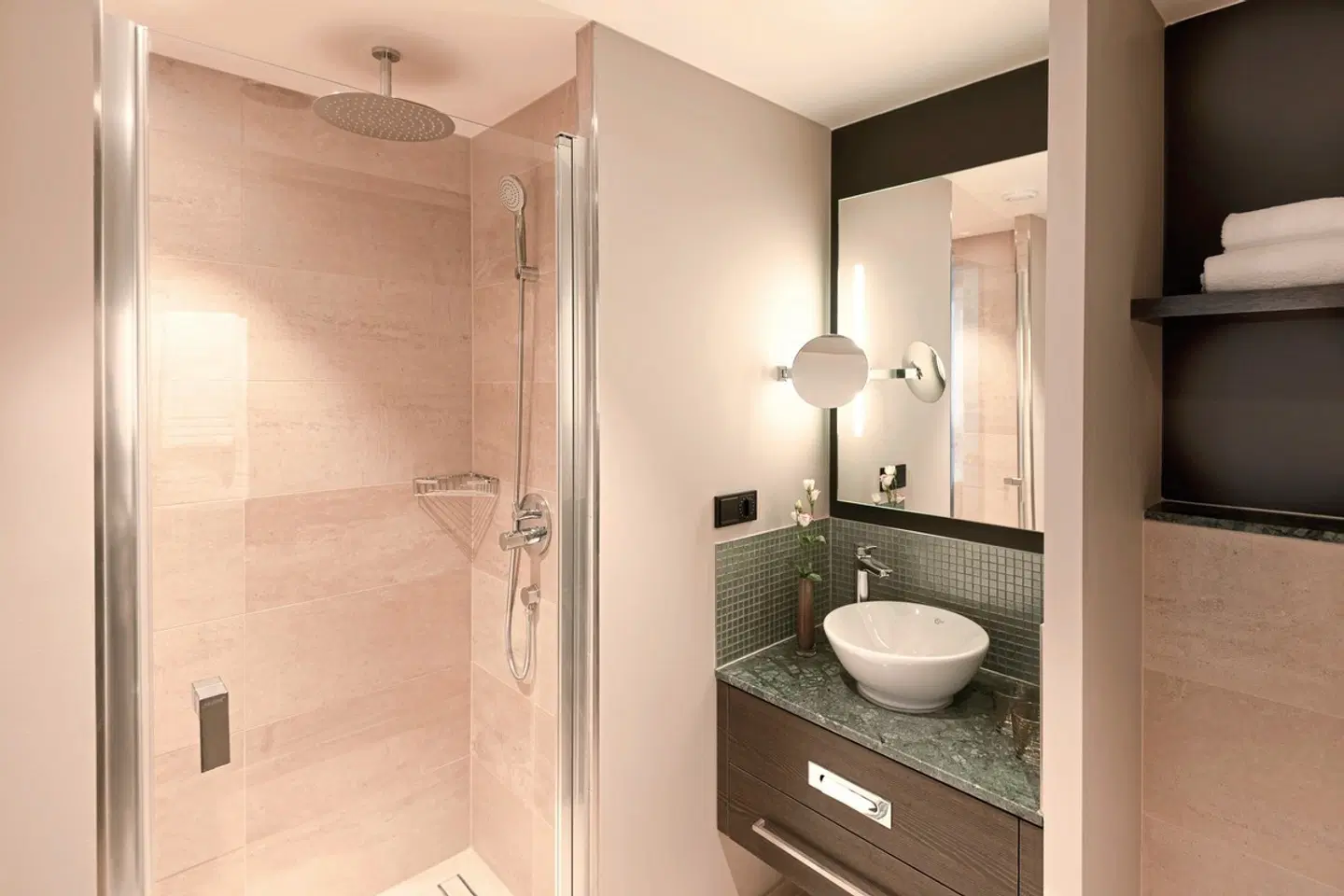 Leonardo Royal Hotel Nürnberg Badezimmer