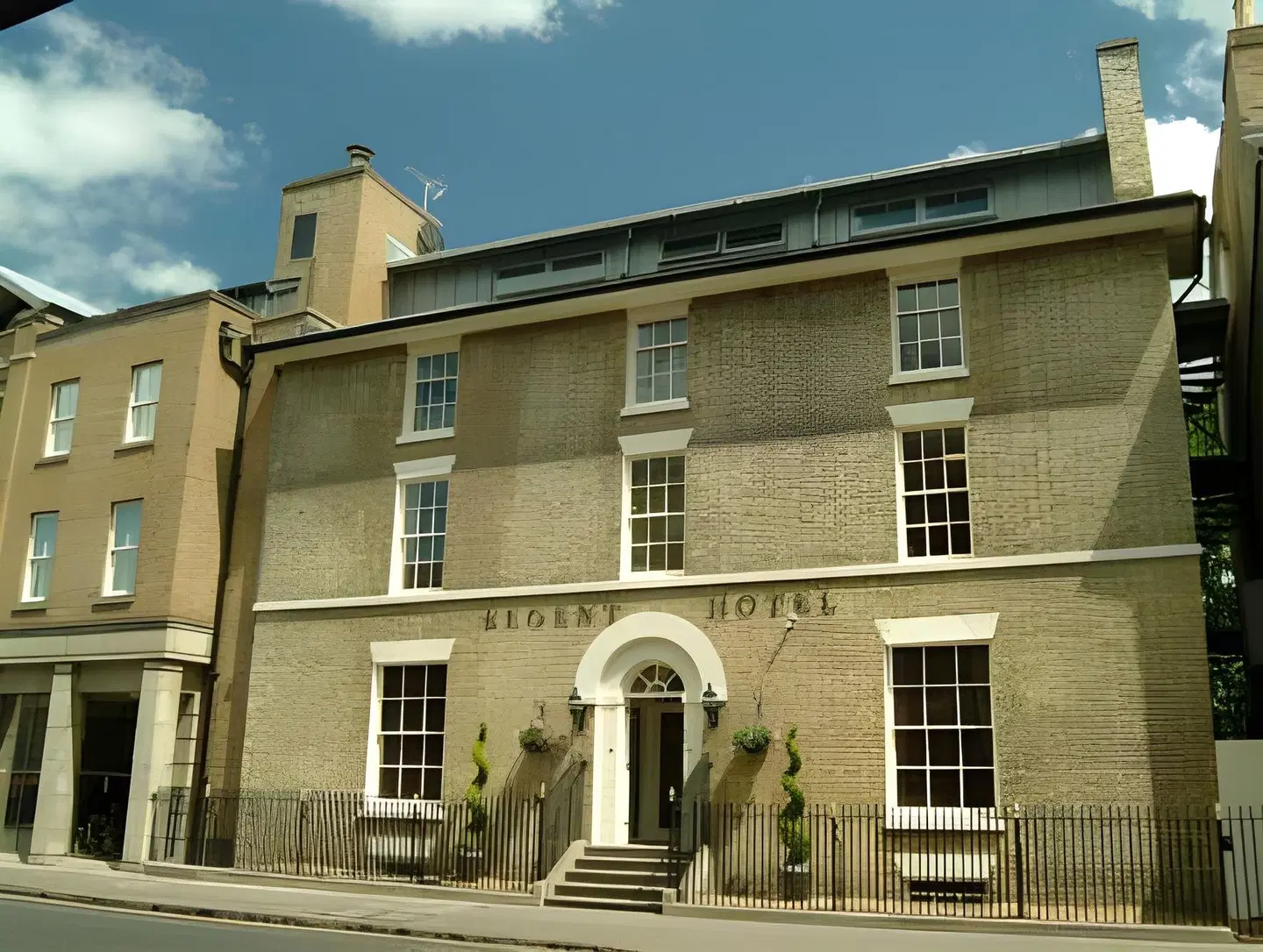 Regent EXTERIOR