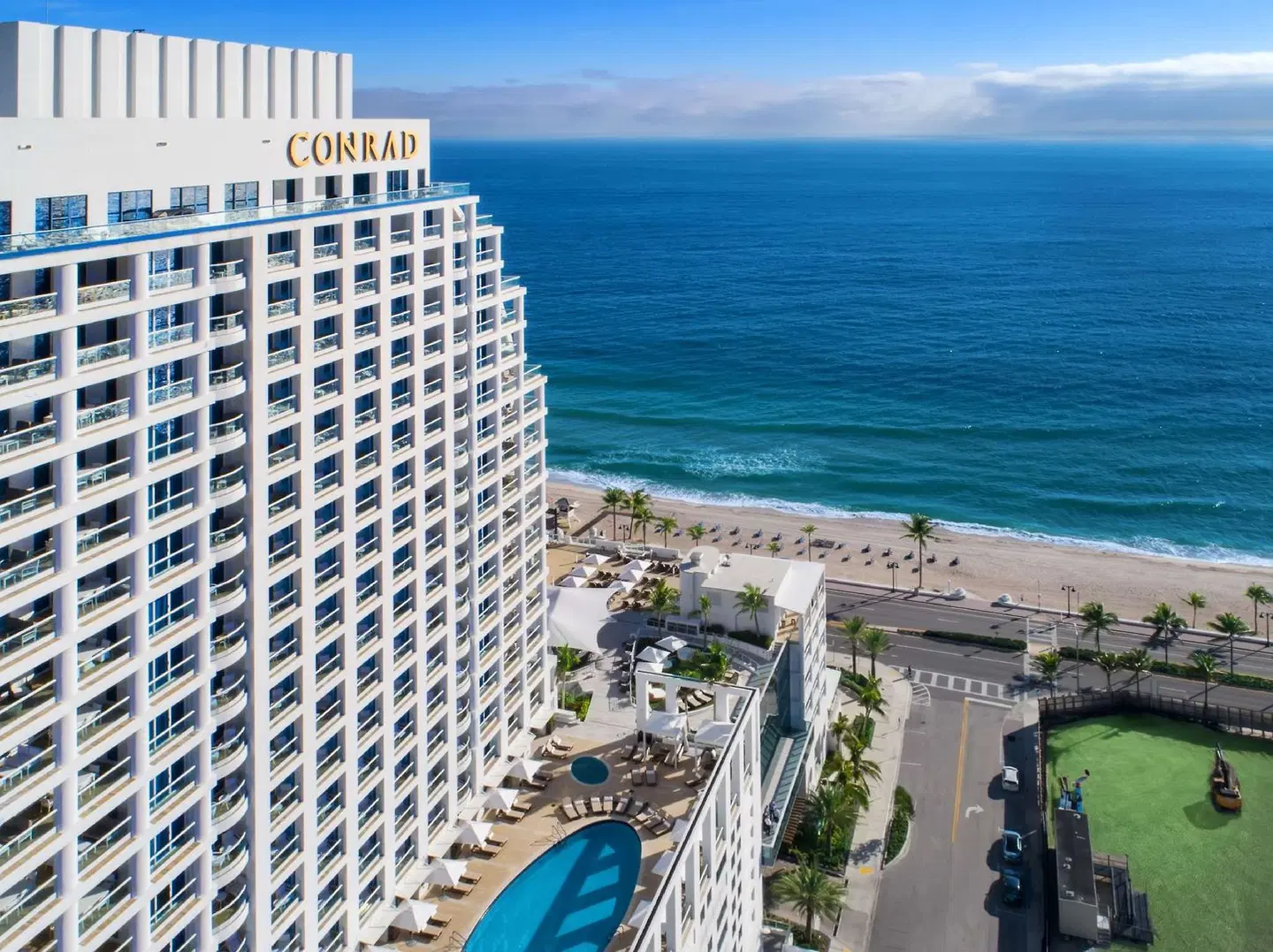 Conrad Fort Lauderdale Beach EXTERIOR