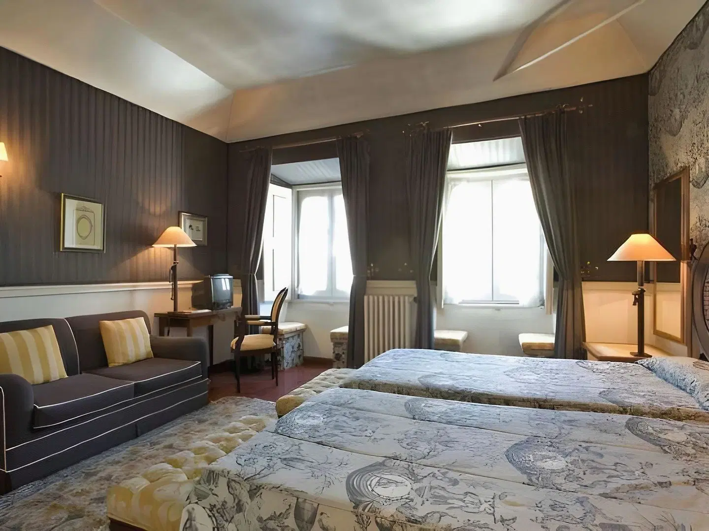 York House ROOM_EXAMPLE