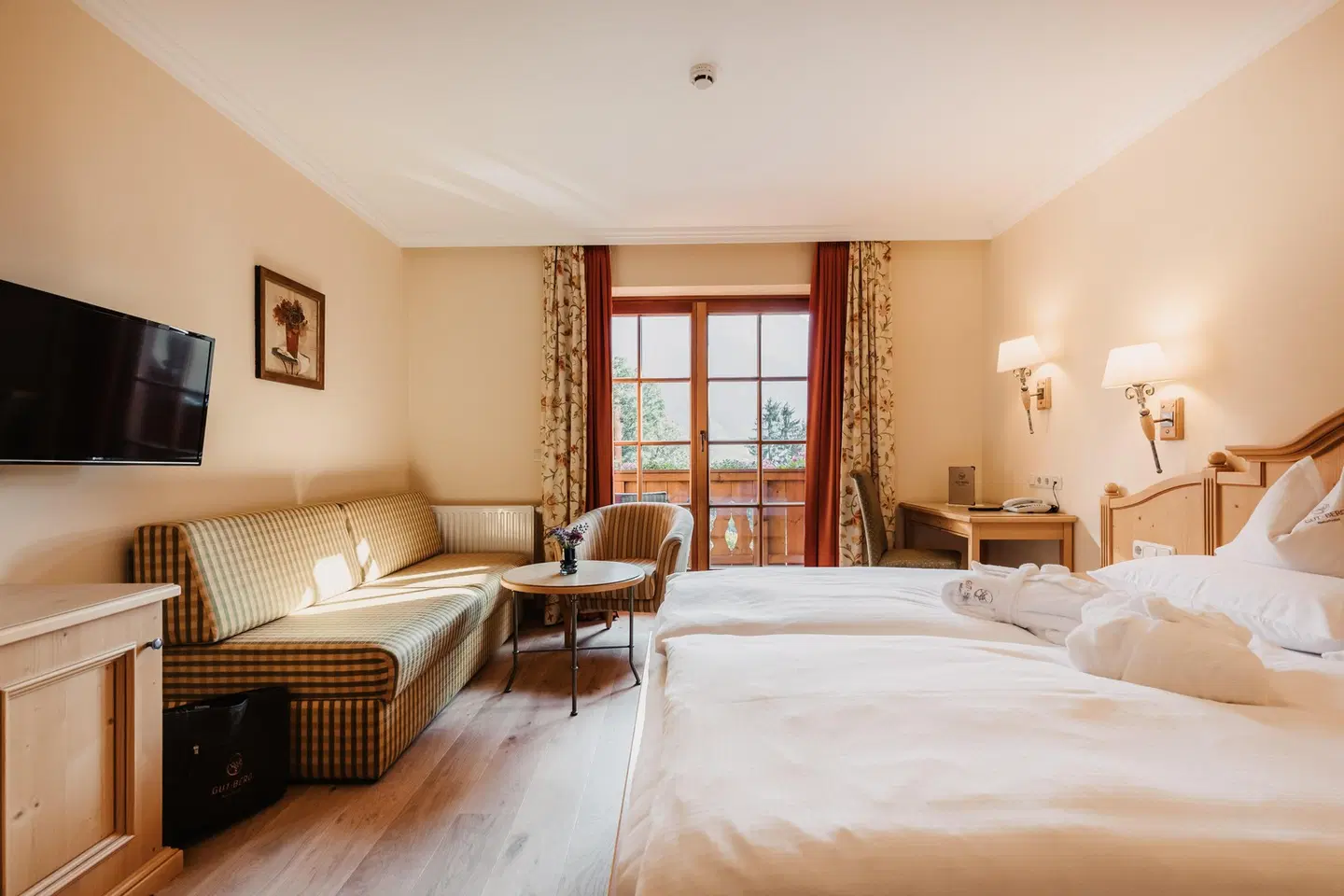Gut Berg Naturhotel ROOM_EXAMPLE