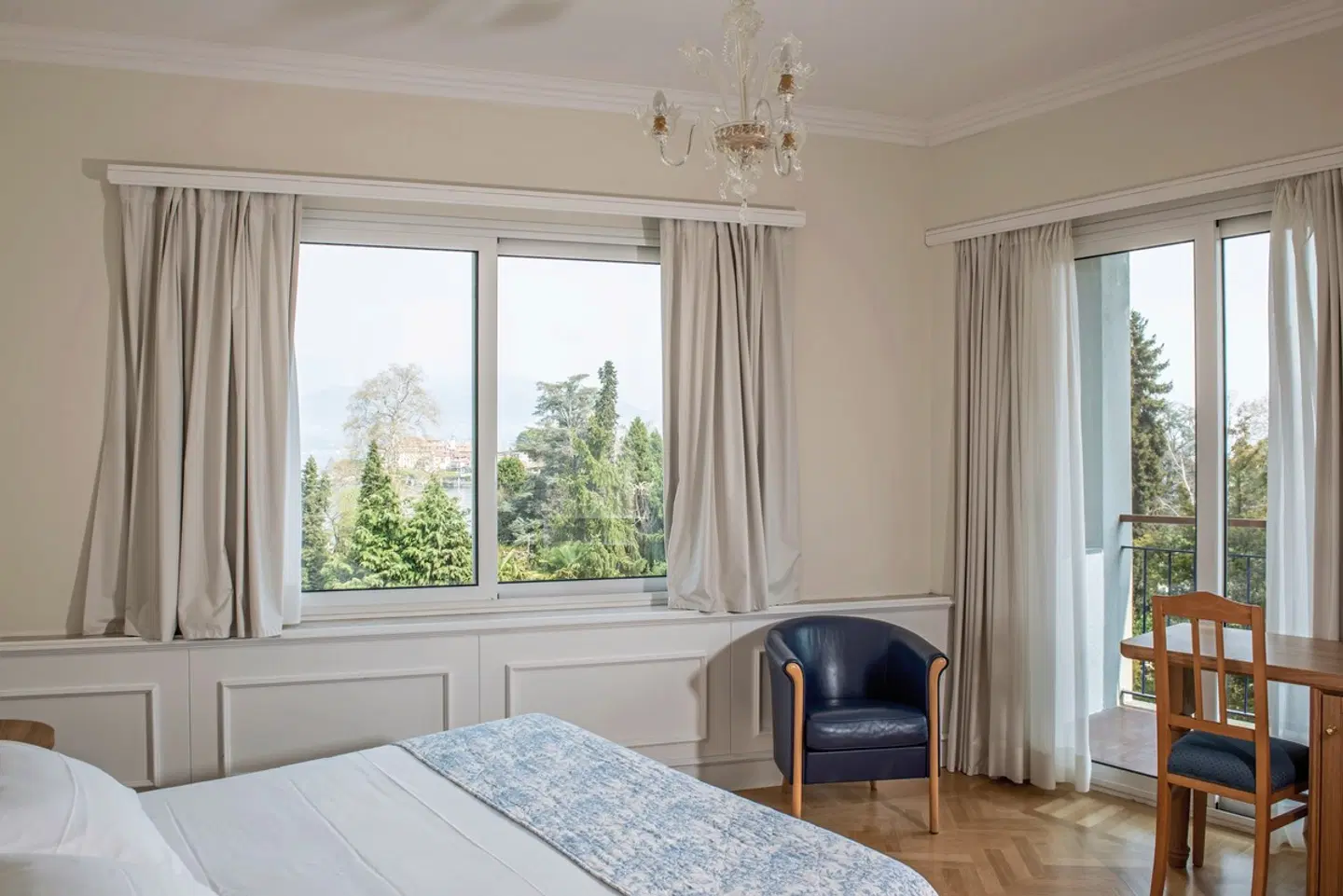Royal ROOM_EXAMPLE
