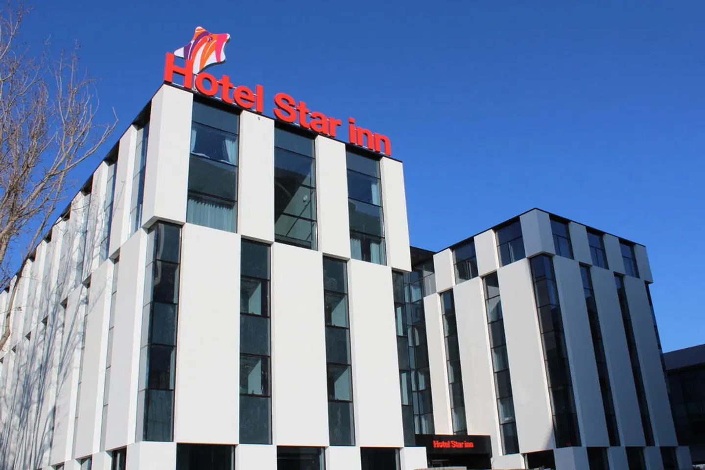 Star inn Lisbon Airport EXTERIOR