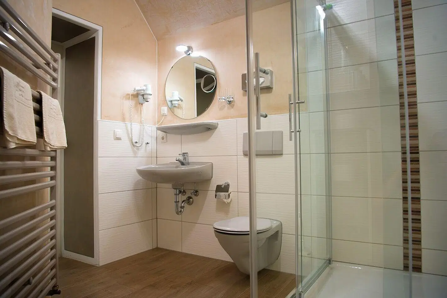 Flair-Waldhotel Mellestollen Badezimmer