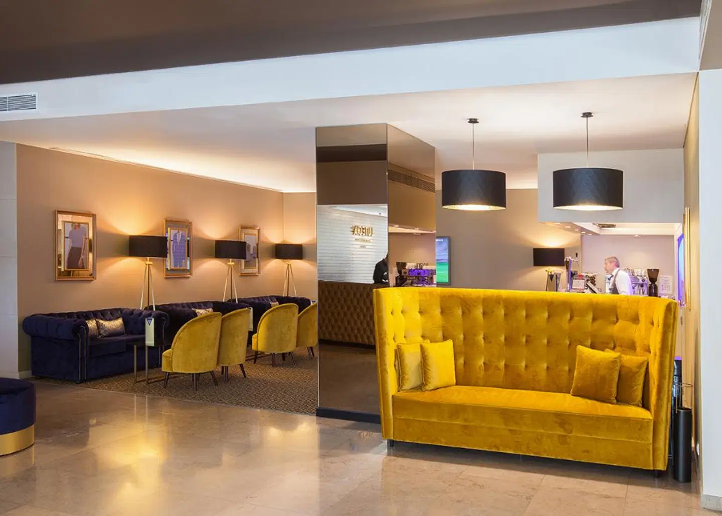 Lutecia Smart Design Hotel Bar