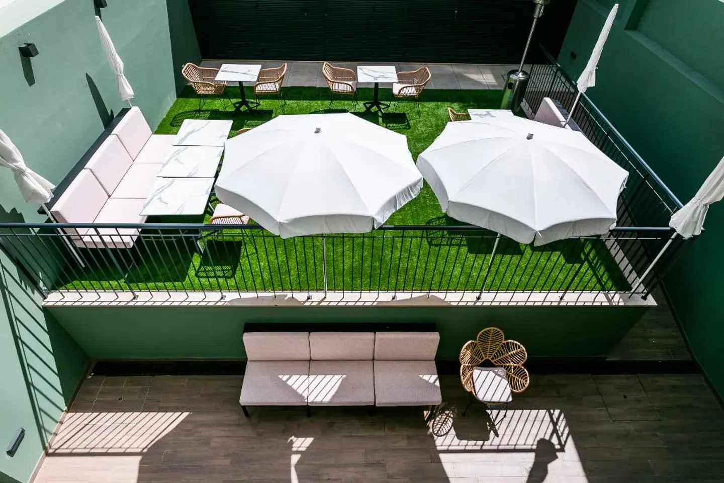 Lx SoHo Boutique Hotel by RIDAN Hotels Terrasse