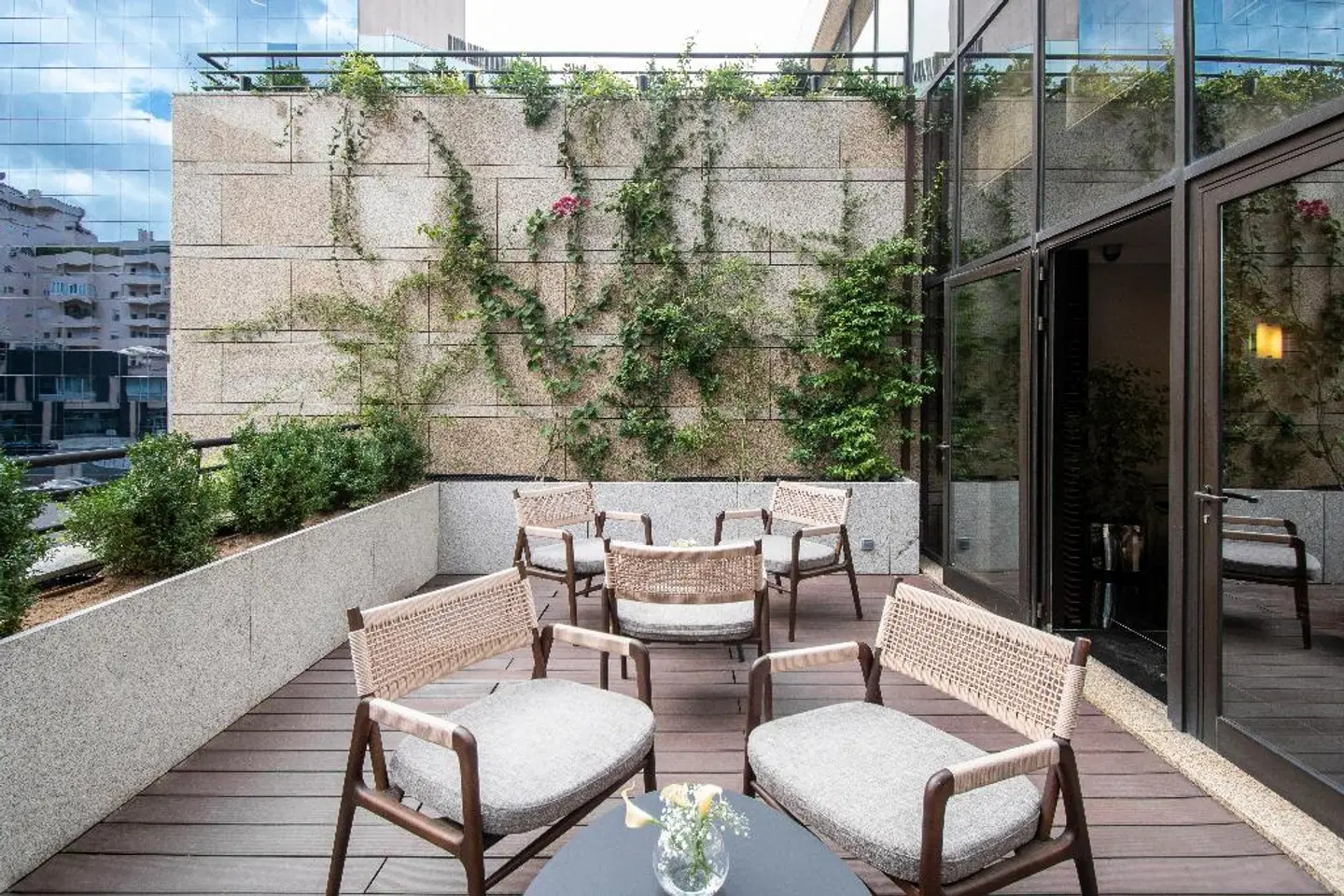 SANA Metropolitan Hotel Terrasse