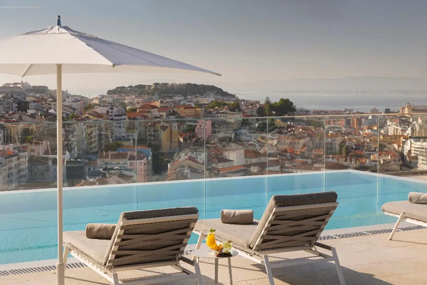 EPIC SANA Marquês OUTDOOR_POOL