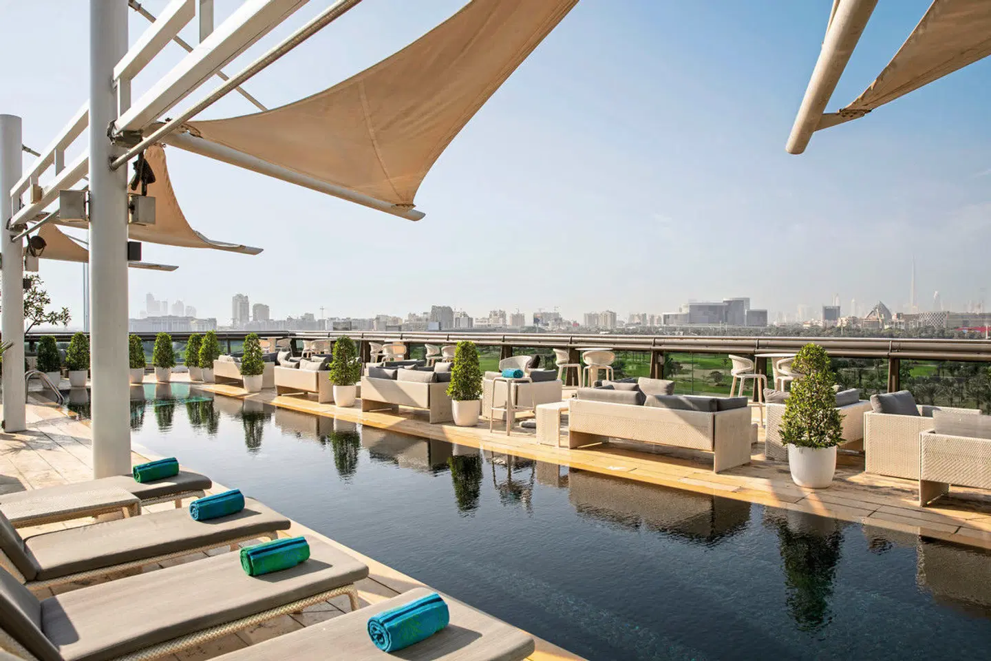 Jumeirah Creekside Hotel Terrasse