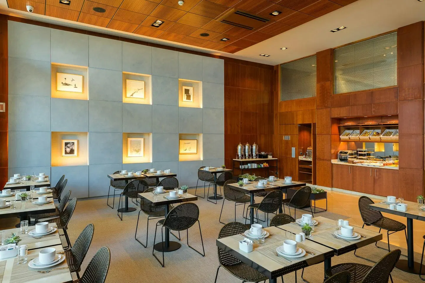 Dom Carlos Liberty Restaurant